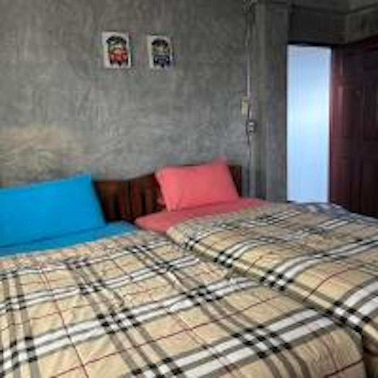 Chiangmai Hometel 치앙마이 외부 사진