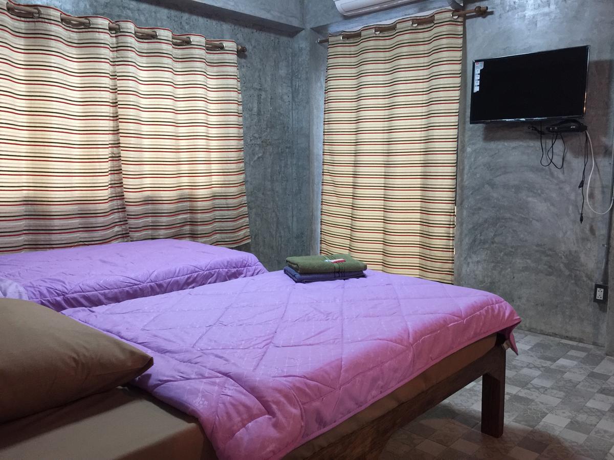 Chiangmai Hometel 치앙마이 외부 사진