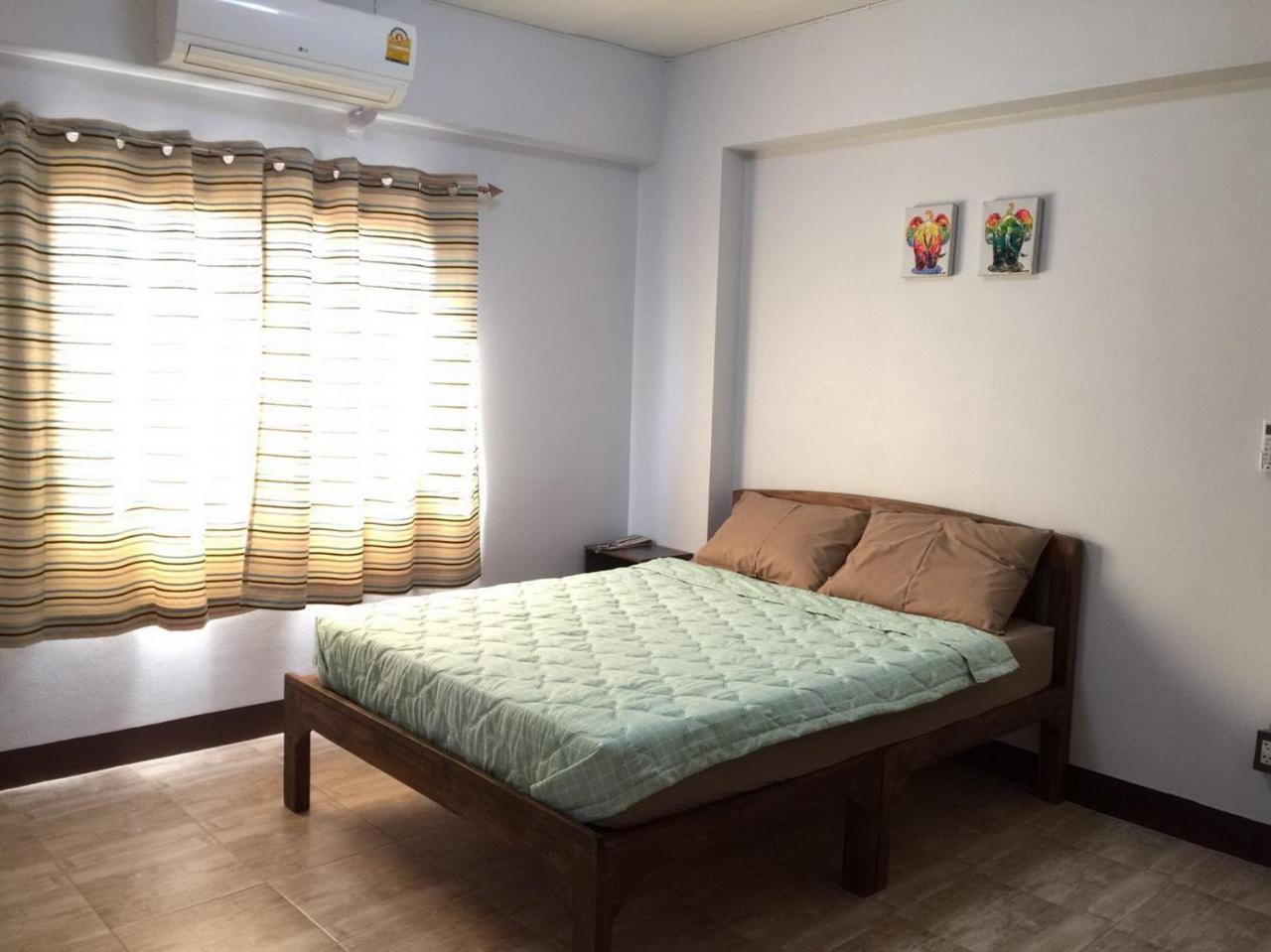 Chiangmai Hometel 치앙마이 외부 사진